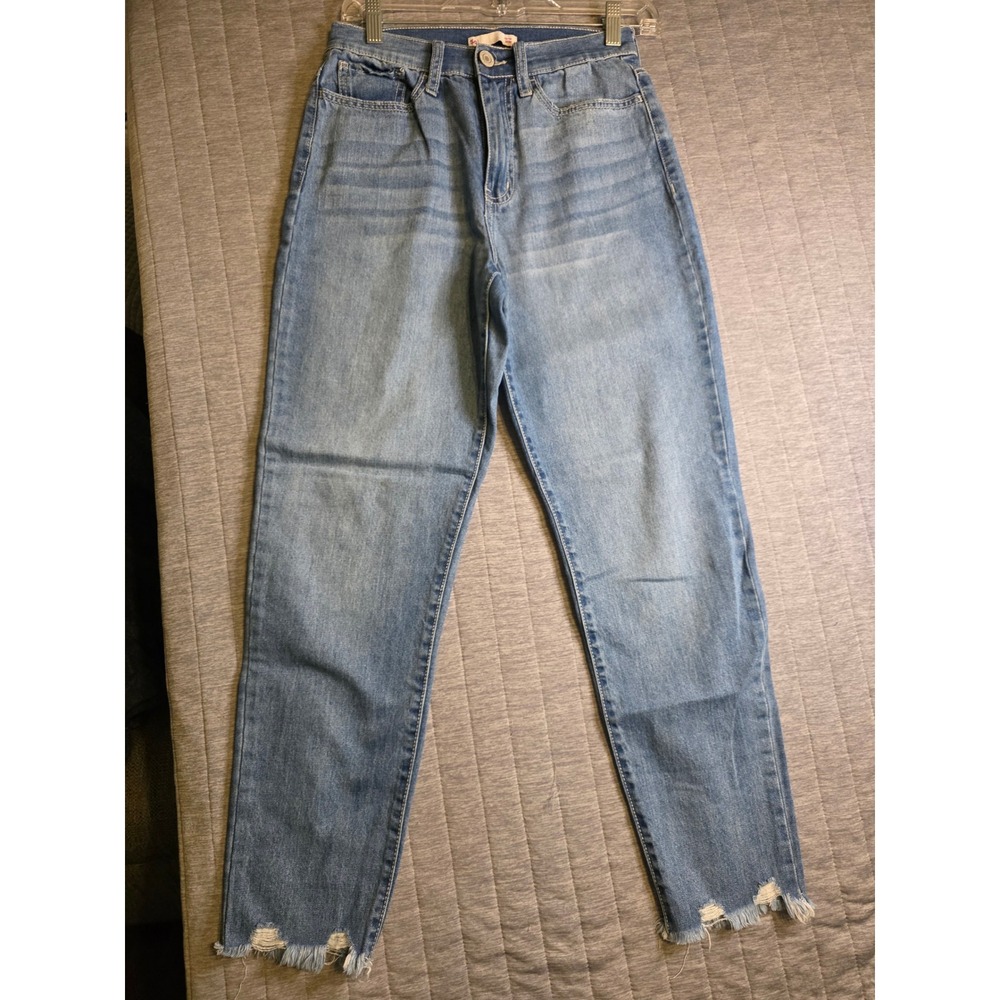 1434 SO High Rise Mom Jeans Light Wash Distressed Frayed Hem Size 5
